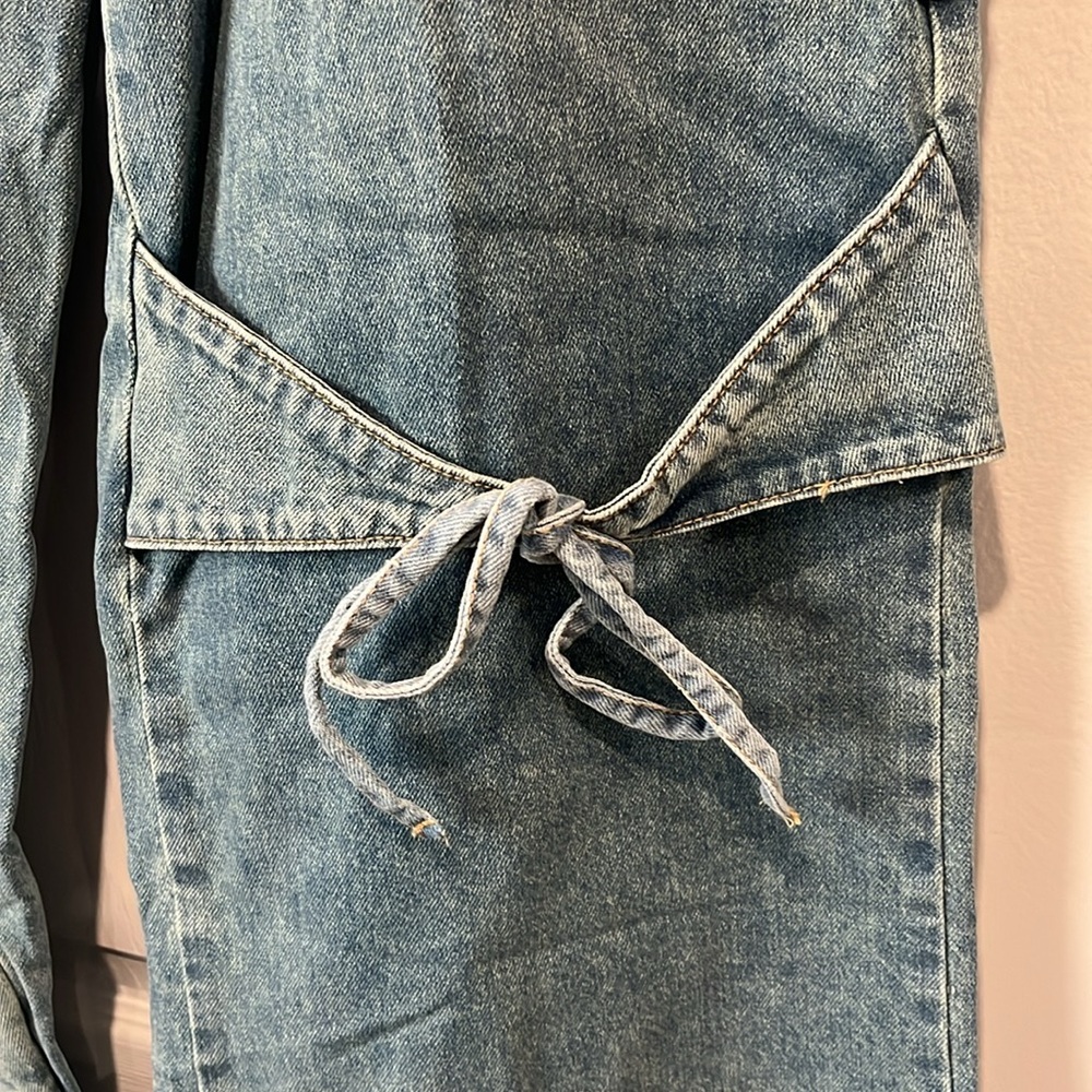 Women's Cider Denim Mid Rise Solid Bowknot Pocket Wide Leg Jeans - Picture 3 of 4